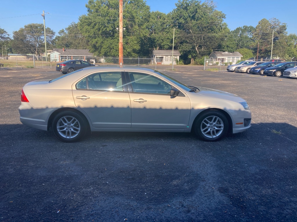 2010 FORD FUSION S