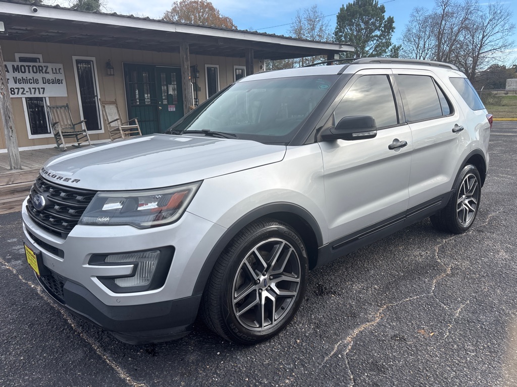 2016 Ford Explorer Sport's photo