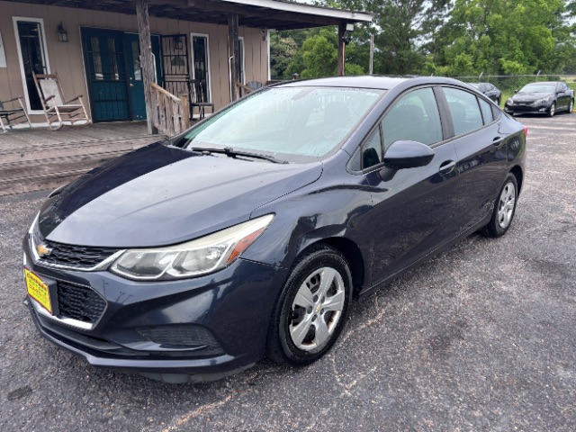 2016 Chevrolet Cruze LS Auto's photo