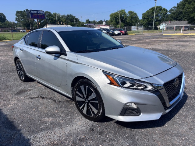 2022 Nissan Altima SV FWD
